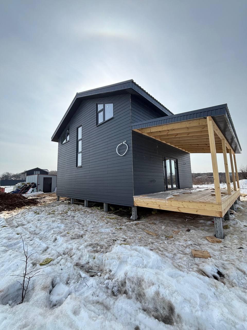 Готовый дом с террасой