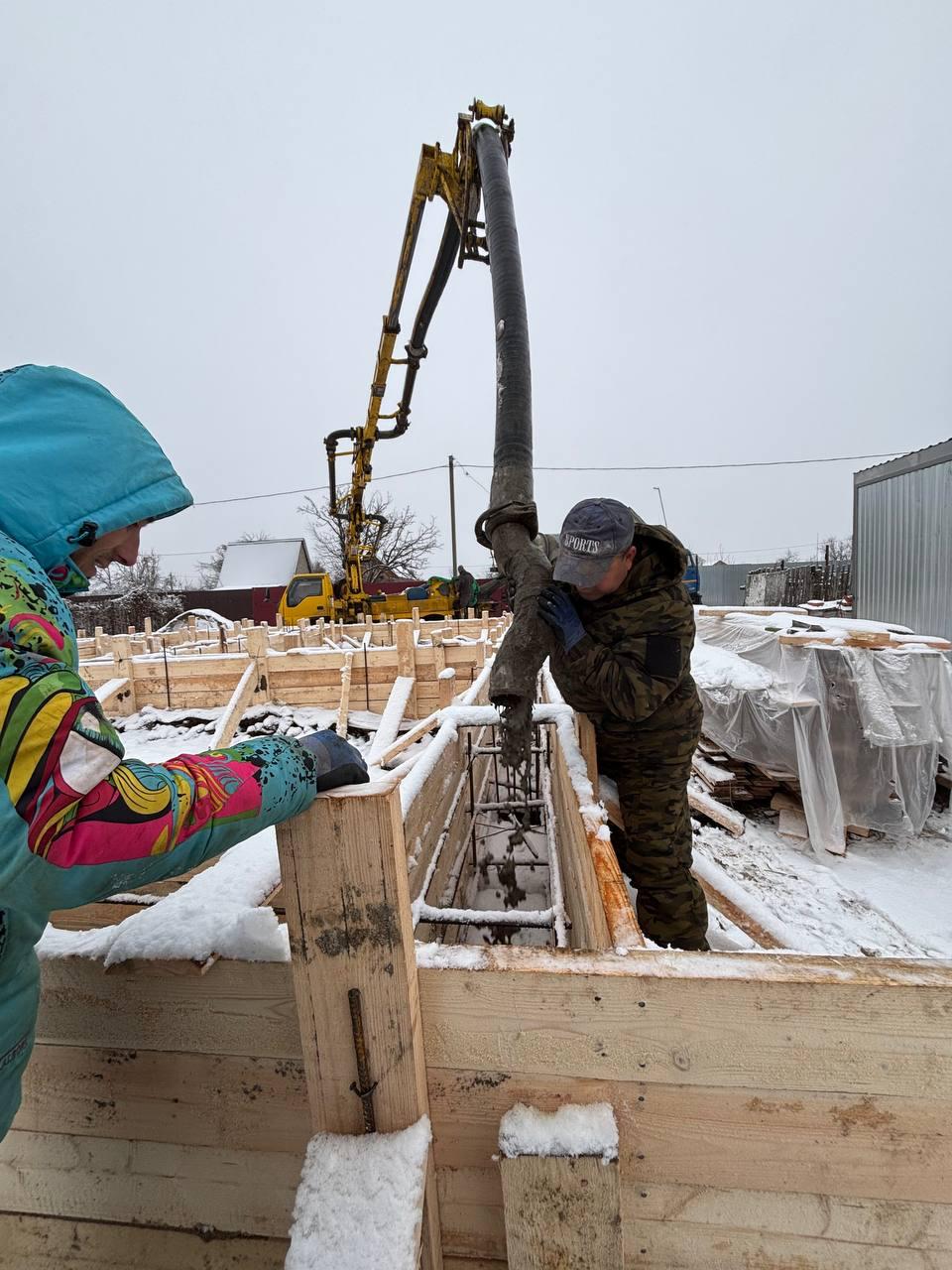 Заливка фундамента